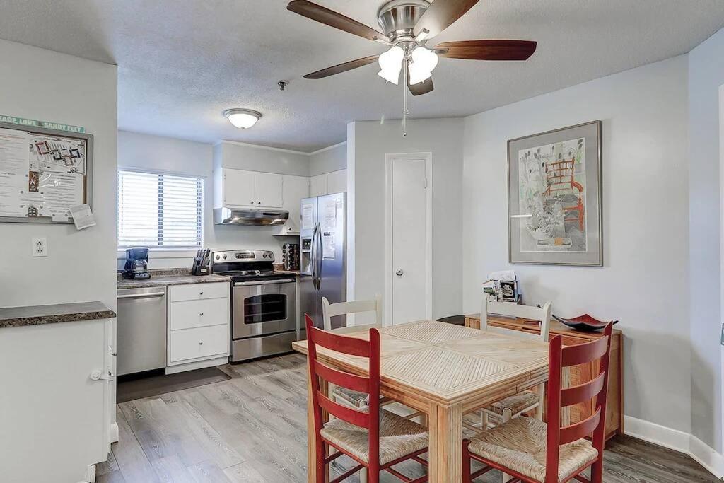 Resort Breeze- 2 Bedroom Pools, Hot Tub, Tennis, Beach Hilton Head Island Exterior photo